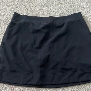 Black athletic skort with pockets